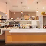 Ibis Budget Saint-quentin Centre Gare מלון 2*