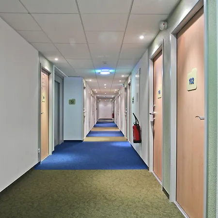 מלון Ibis Budget Saint-quentin Centre Gare סן-קוונטן