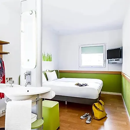 Ibis Budget Saint-quentin Centre Gare 2*