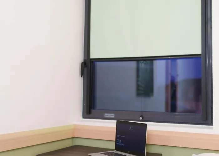 Ibis Budget Saint-Quentin Centre Gare Hotel 2*