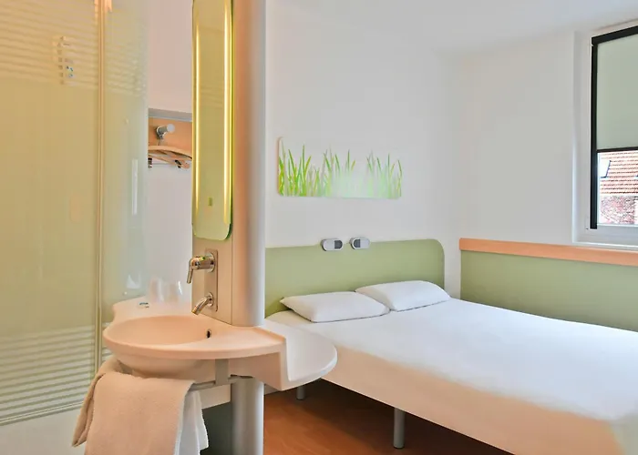 Ibis Budget Saint-quentin Centre Gare 2*
