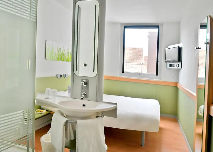 Ibis Budget Saint-Quentin Centre Gare 2*